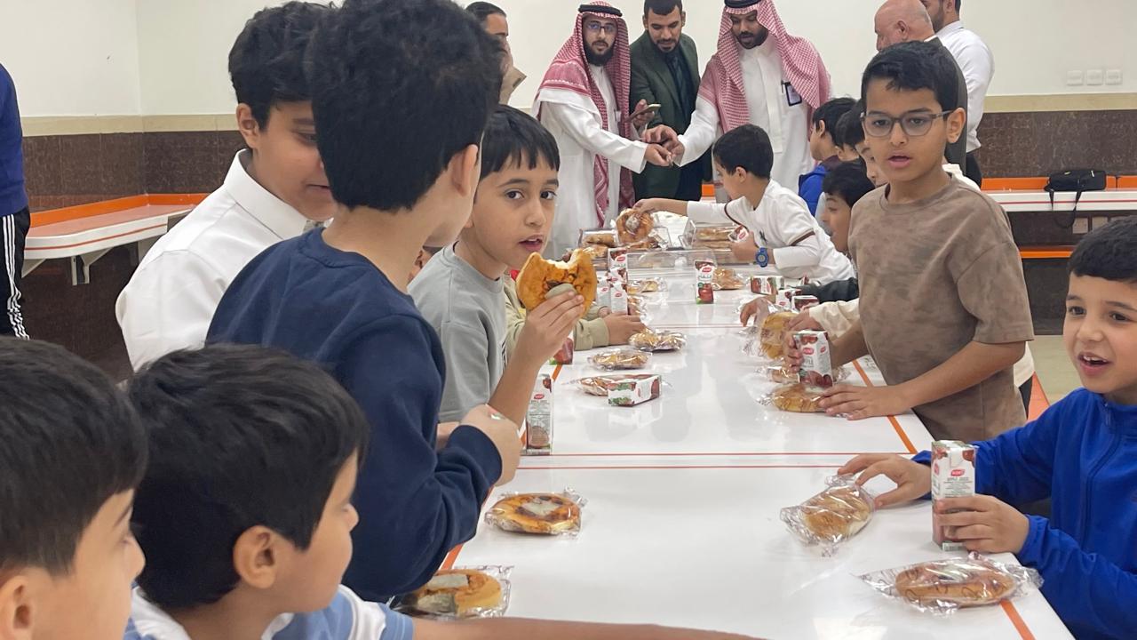 من احتفال الفصول الفائزة في مسابقة الإنشاد باللغة الإنجليزية
